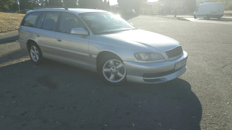 Opel Omega 2.6 V6, снимка 3 - Автомобили и джипове - 48134517