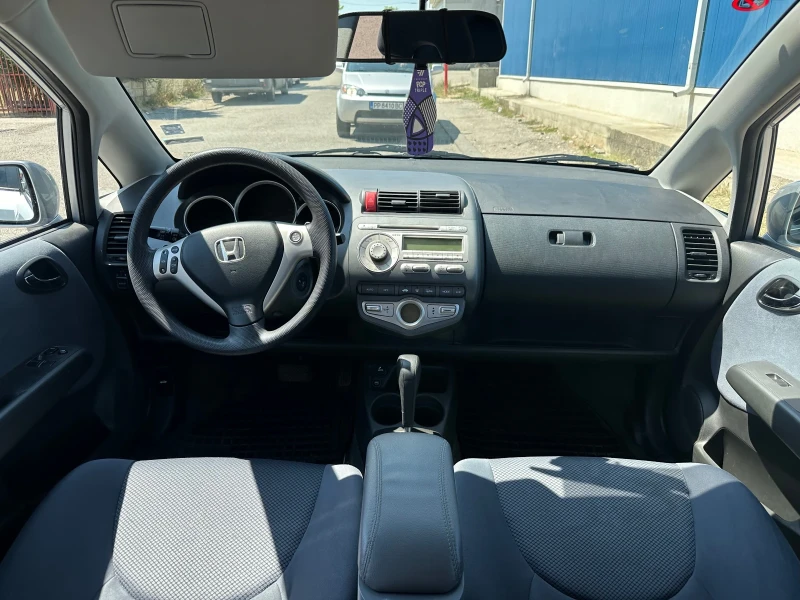 Honda Jazz 1.4i, снимка 7 - Автомобили и джипове - 52523272