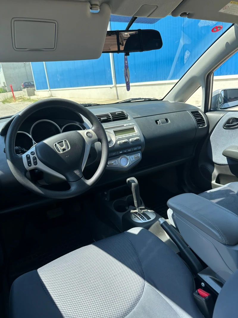 Honda Jazz 1.4i, снимка 6 - Автомобили и джипове - 52523272