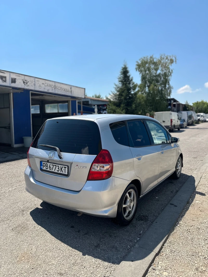 Honda Jazz 1.4i, снимка 3 - Автомобили и джипове - 52523272