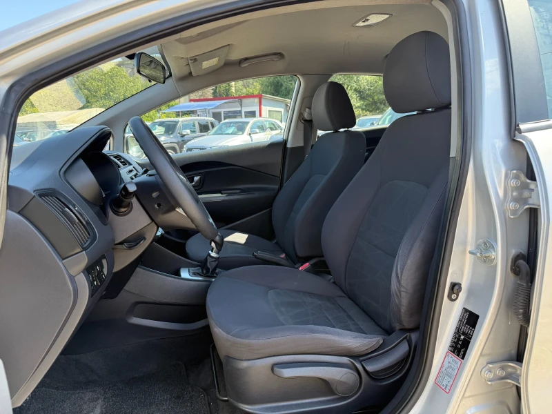 Kia Rio КЛИМАТИК-ИТАЛИЯ, снимка 10 - Автомобили и джипове - 51464947