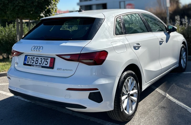 Audi A3 30 g-tron* Distronic* Bang&Olufsen, снимка 8 - Автомобили и джипове - 52120935