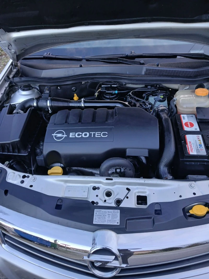 Opel Astra Топ състояние!!!1.3 CDTI Всички екстри , снимка 13 - Автомобили и джипове - 52647220