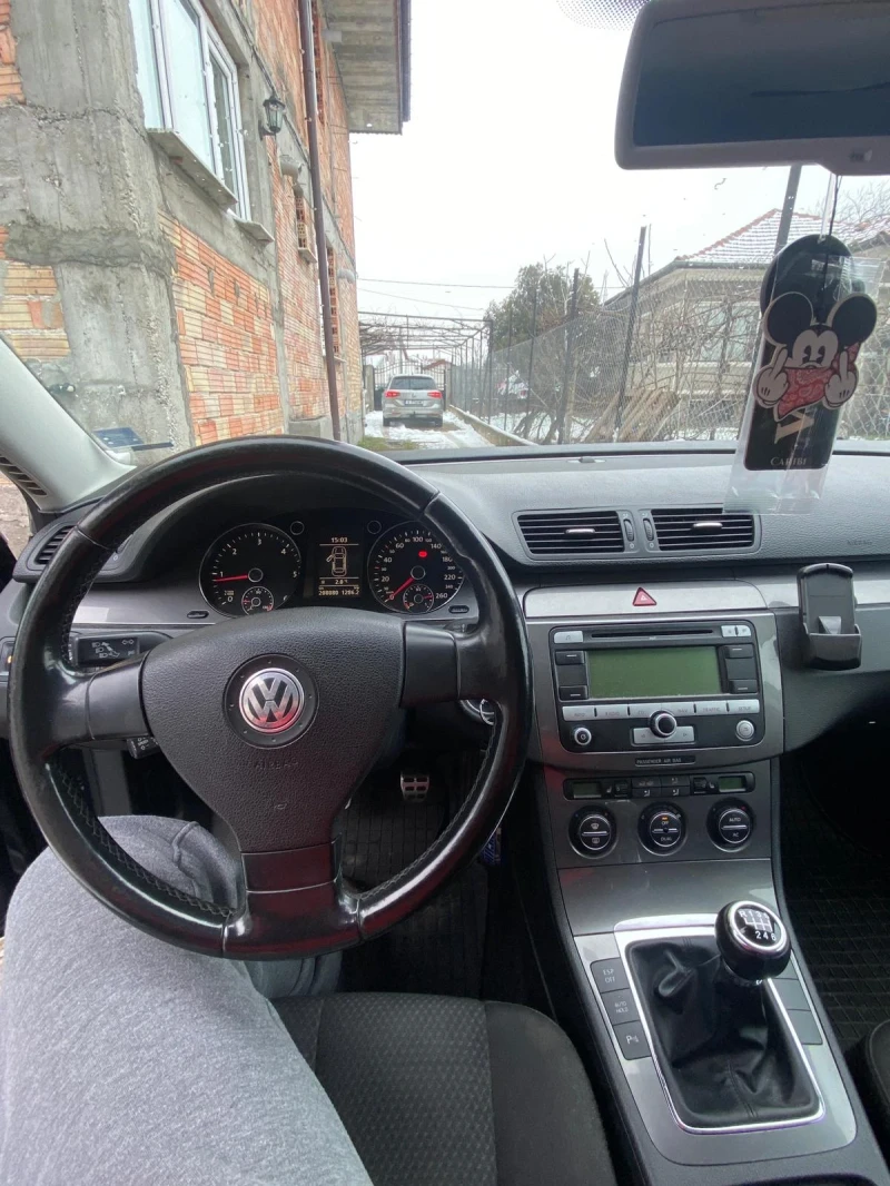 VW Passat, снимка 7 - Автомобили и джипове - 53200259