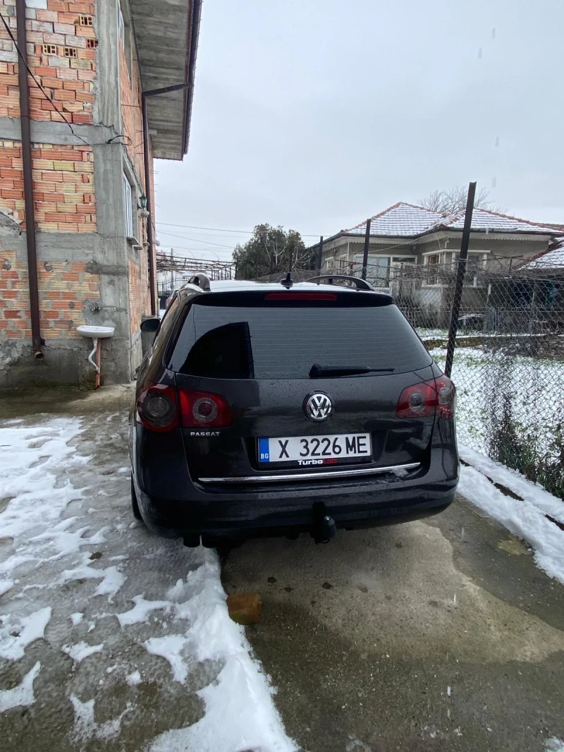 VW Passat, снимка 4 - Автомобили и джипове - 53200259