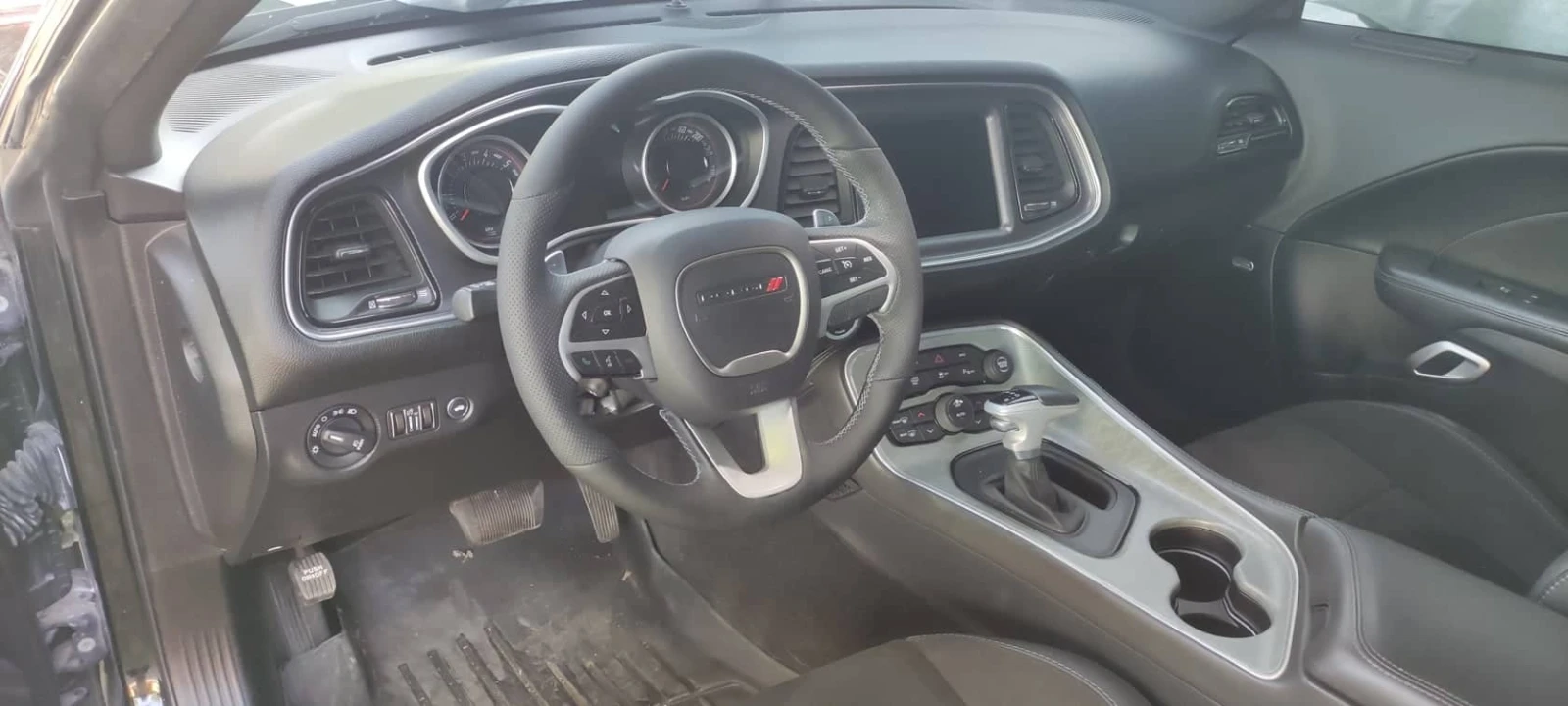 Dodge Challenger 6.4L Scat Pack  | Mobile.bg   14