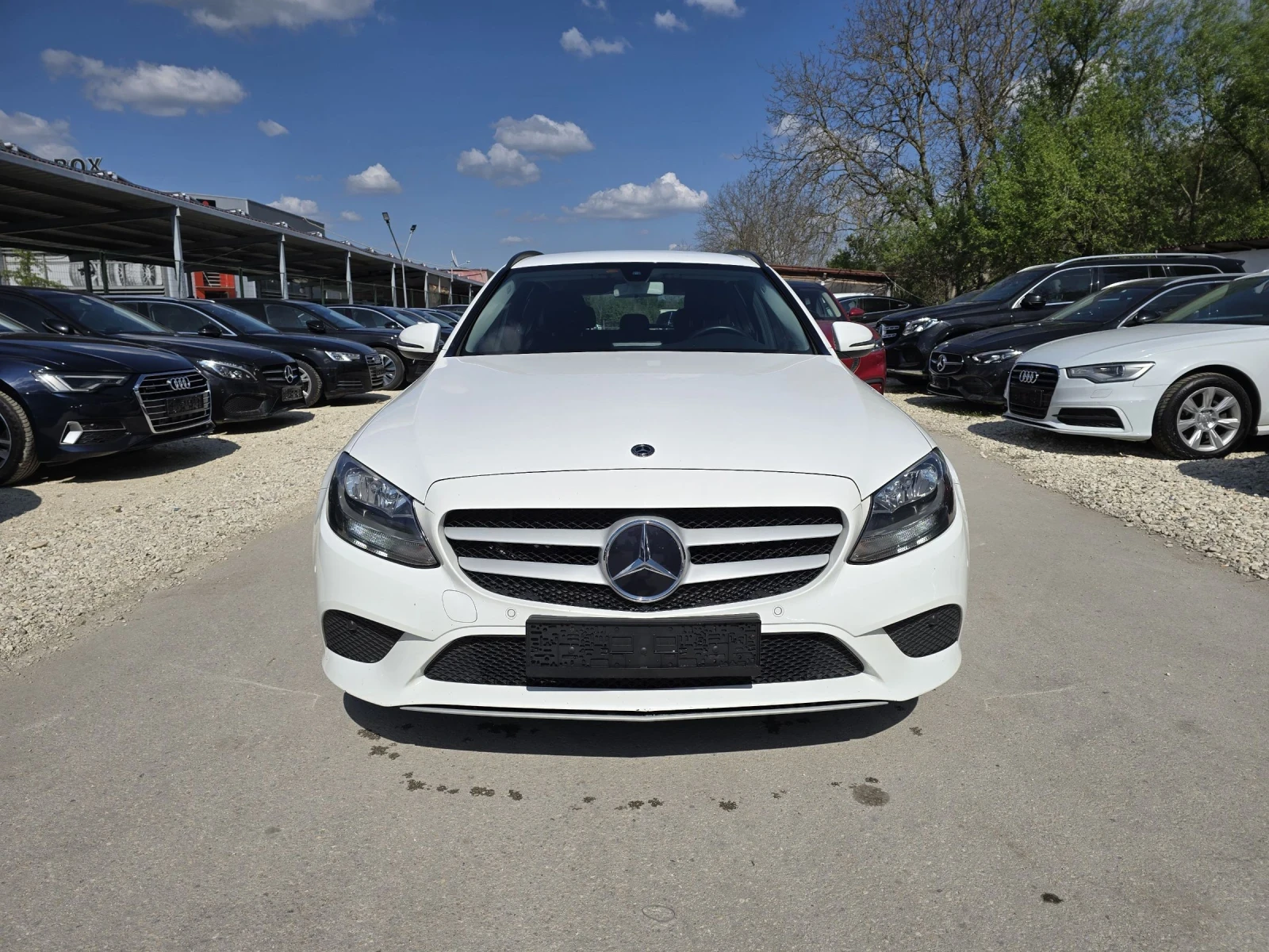 Mercedes-Benz C 220 4matic 194k.c. Facelift Топ състояние - изображение 5