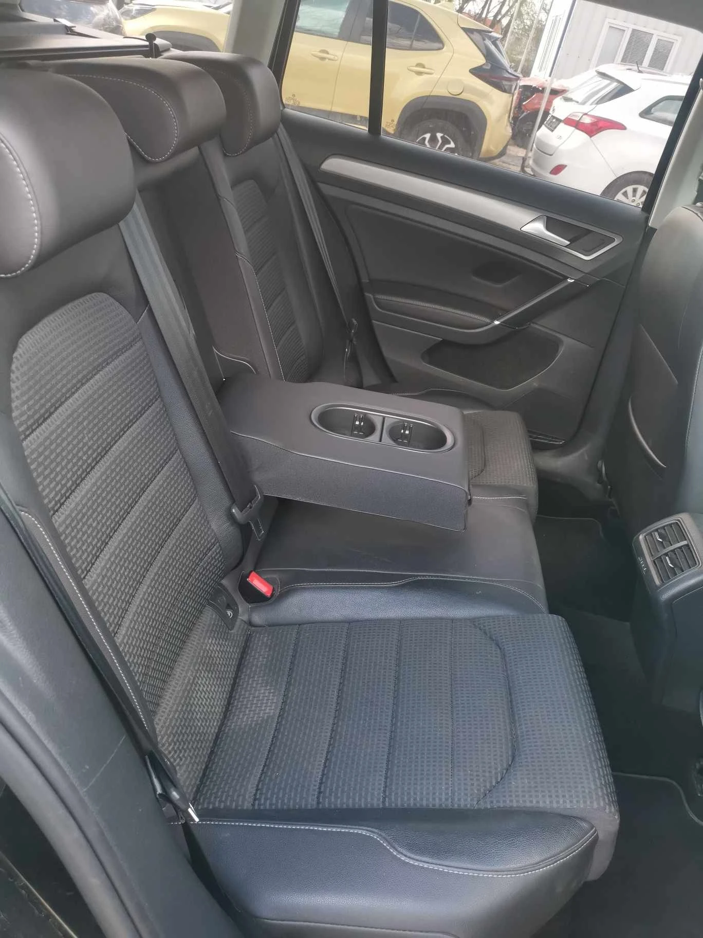 VW Golf 2.0 tdi | Mobile.bg — изображение 13