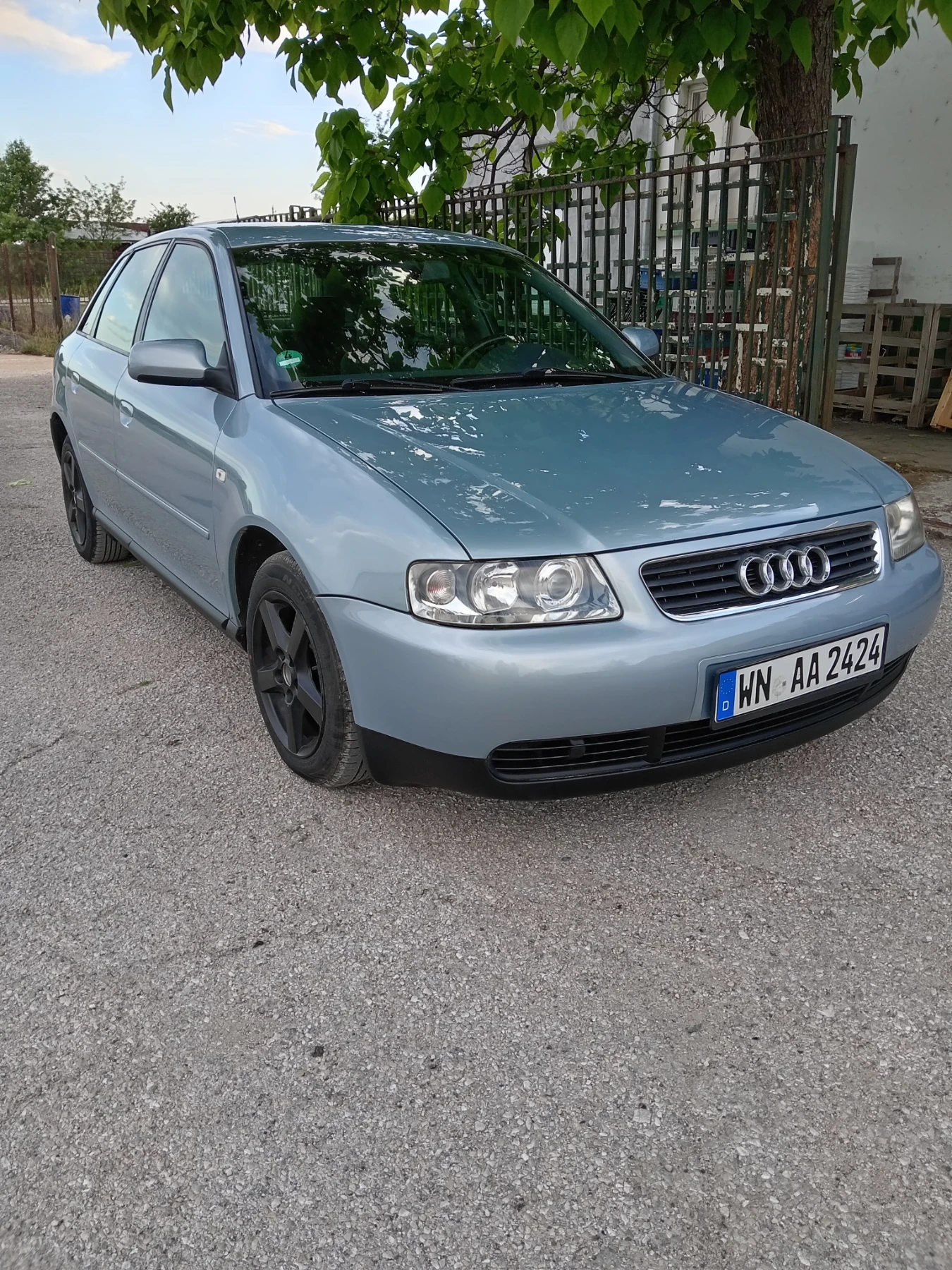 Audi A3 1.6 Бензин Автоматик  - изображение 2