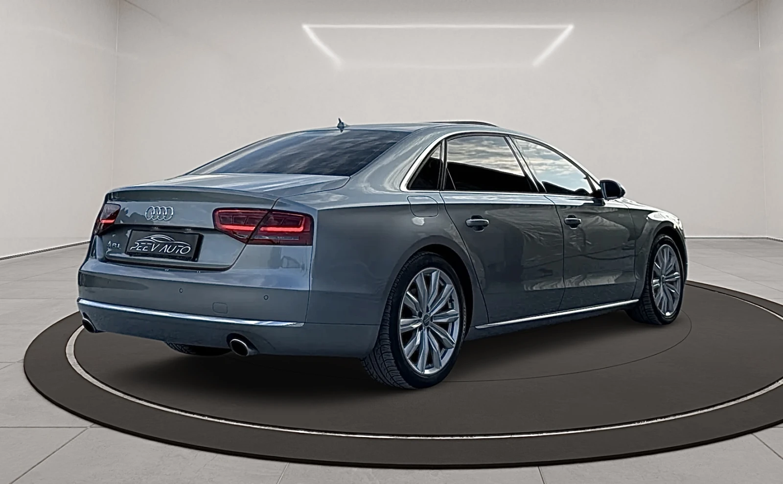 Audi A8  - изображение 6