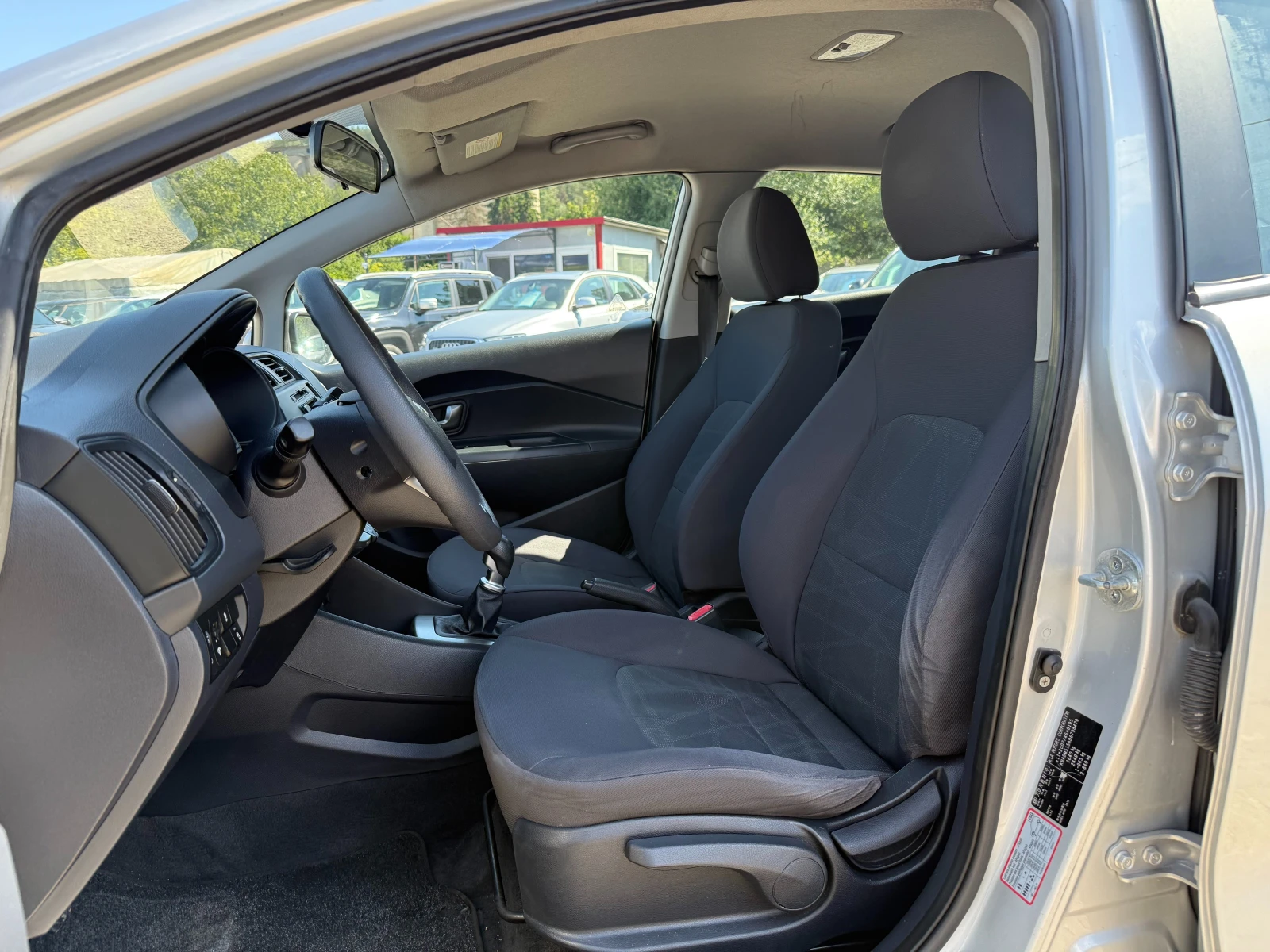 Kia Rio 1.4CRDI-6СК.-КЛИМАТИК-ИТАЛИЯ - изображение 10