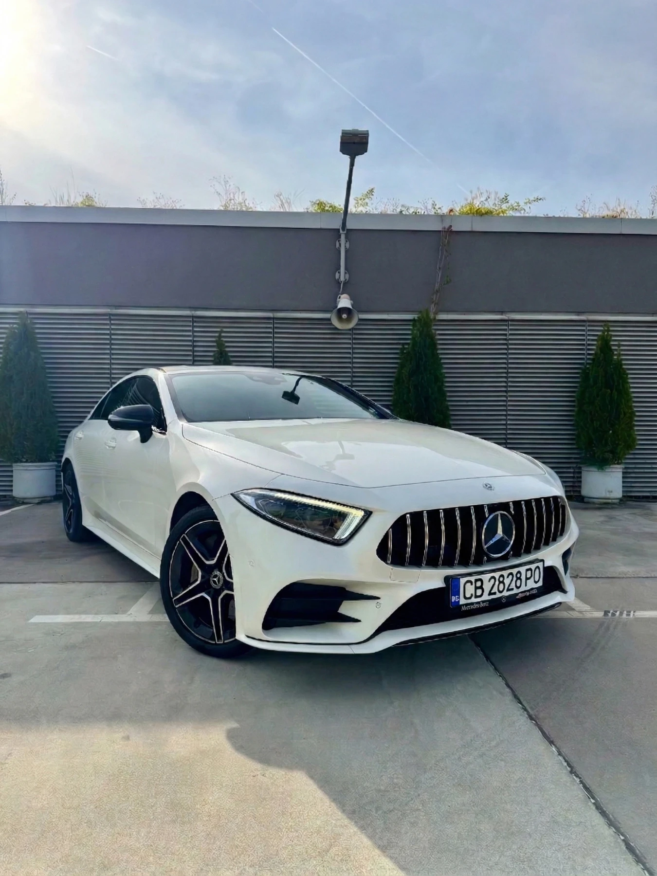 Mercedes-Benz CLS 400 AMG| ВЪЗДУШНО| BURMESTER| ОБДУХВАНЕ| Силвър Стар