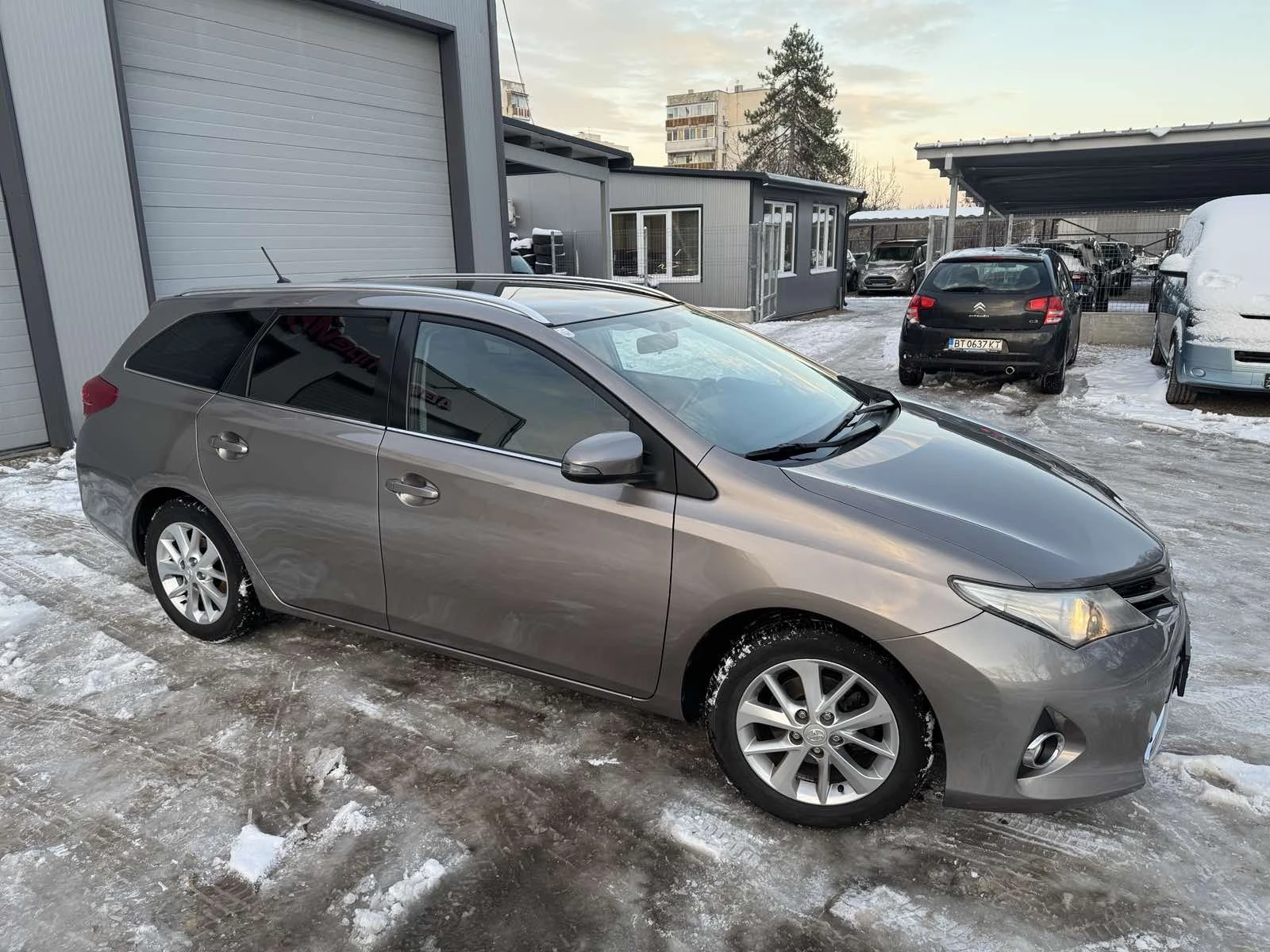 Toyota Auris 1.4D4D* PANORAMA* 95000km* LED | Mobile.bg � ����������� 6