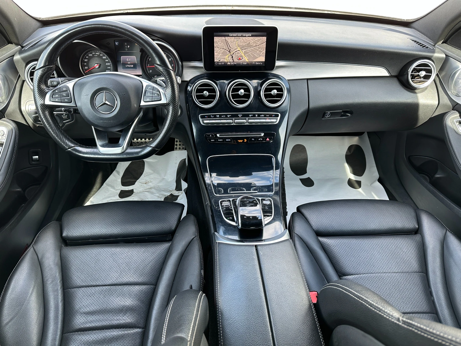 Mercedes-Benz C 180 AMG Line - изображение 10