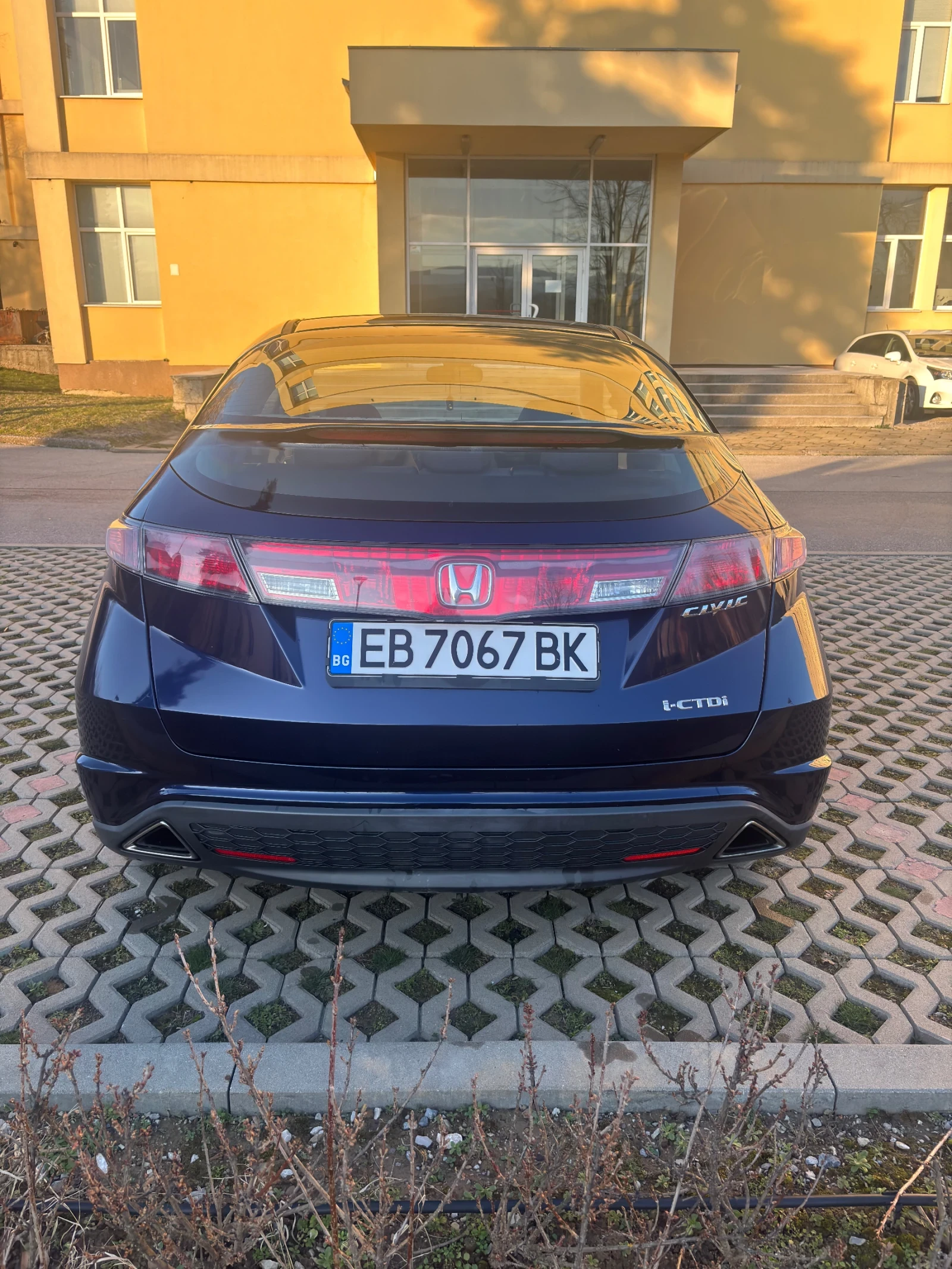 Honda Civic  - изображение 4