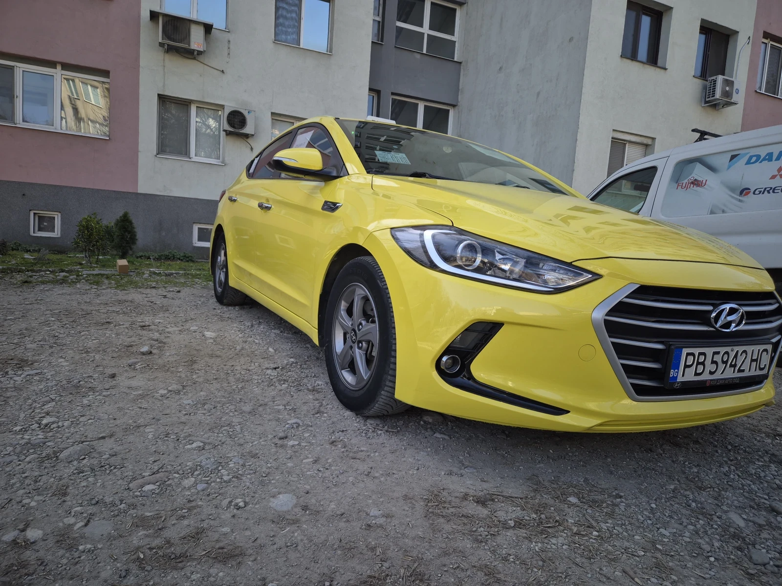 Hyundai Elantra | Mobile.bg � ����������� 3