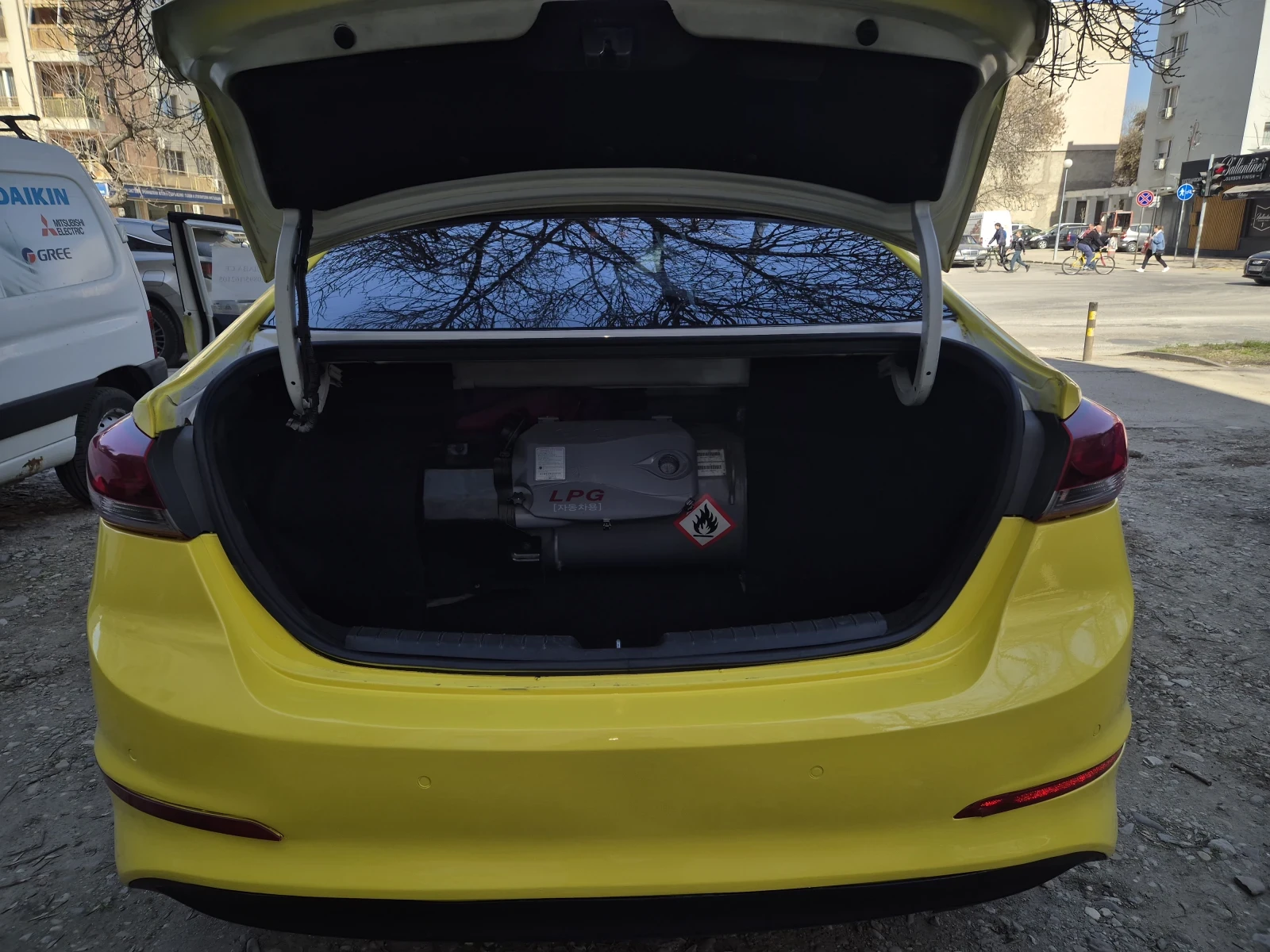 Hyundai Elantra | Mobile.bg � ����������� 8