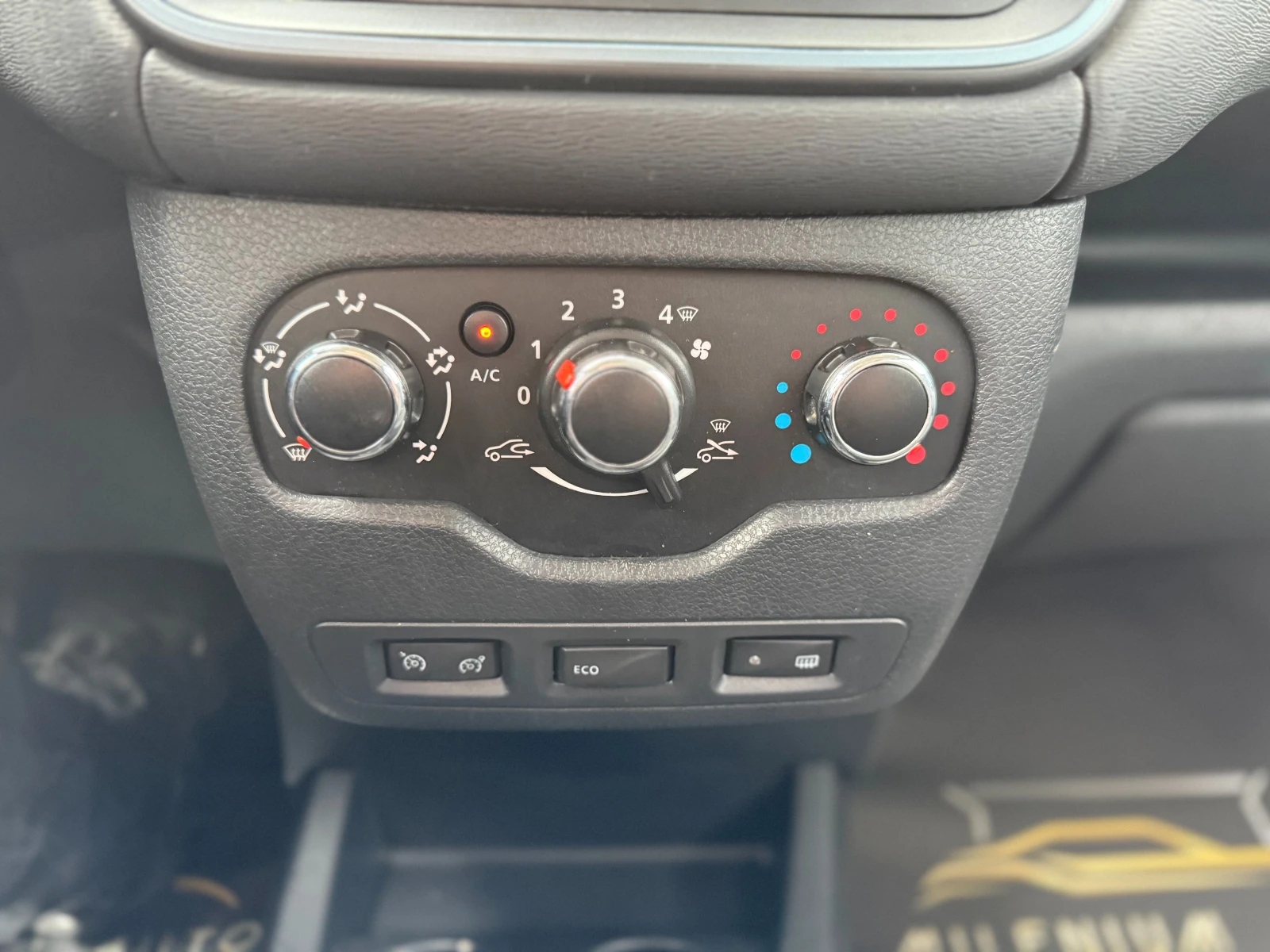 Dacia Dokker 6 МЕСЕЦА ГАРАНЦИЯ/STEPWAY 1.5DCI 90к.с. Подгрев, снимка 14 - Автомобили и джипове - 53925535