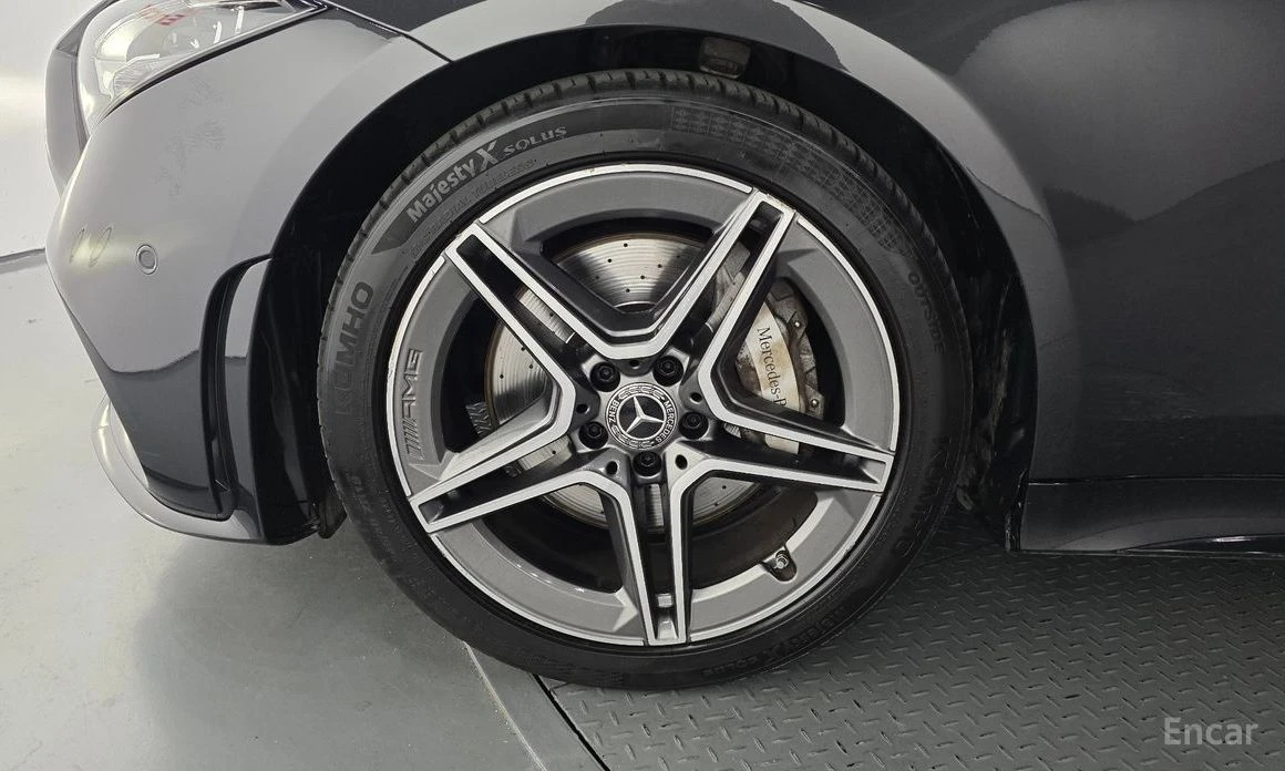 Mercedes-Benz CLS 300 * AMG* LINE* BURMESTER* КАМЕРИ* 360* ПОДГРЕВ* KEYL, снимка 13 - Автомобили и джипове - 54182930