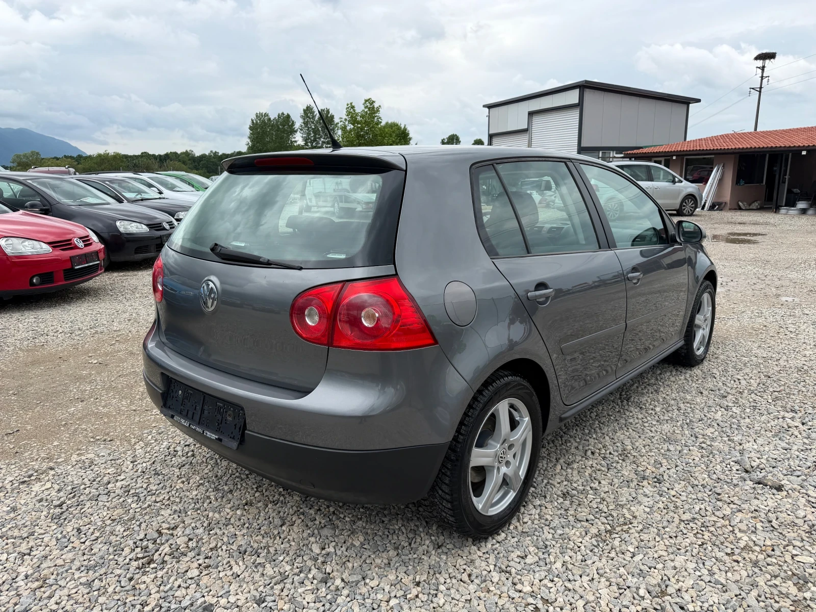 VW Golf 1.4i-80PS-КЛИМАТРОНИК, снимка 5 - Автомобили и джипове - 54663446