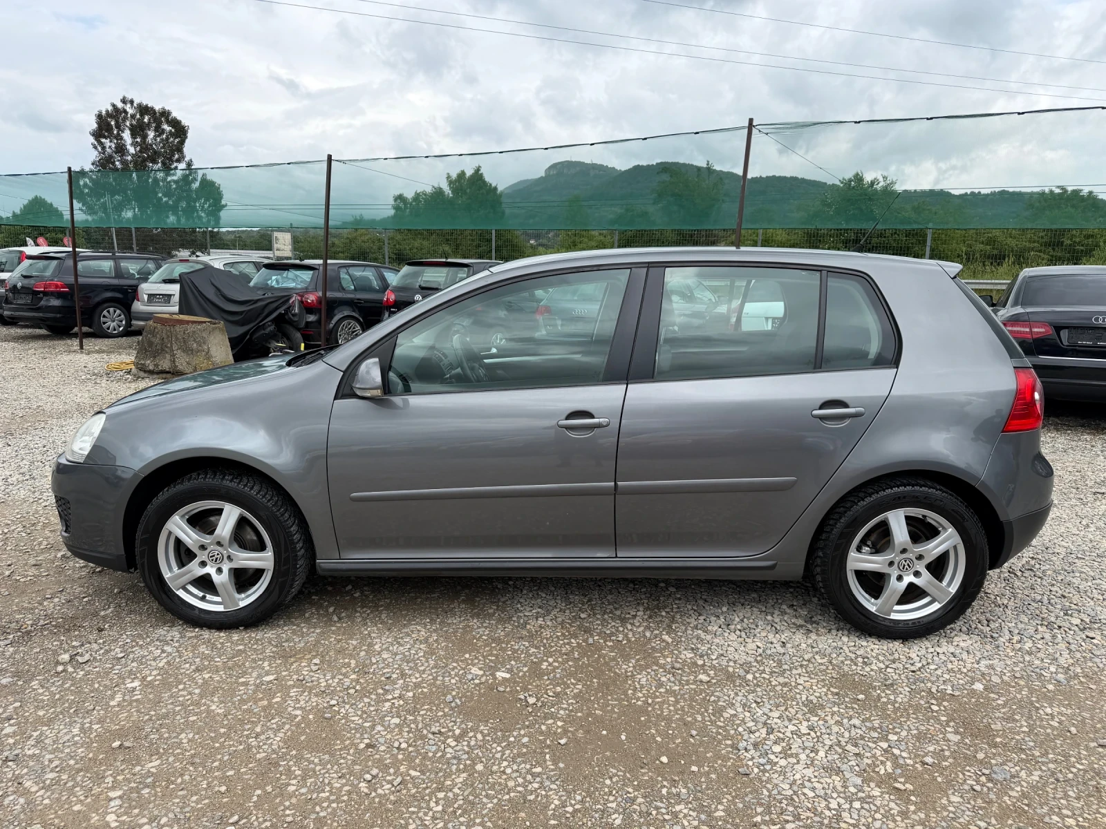 VW Golf 1.4i-80PS-КЛИМАТРОНИК, снимка 8 - Автомобили и джипове - 54663446