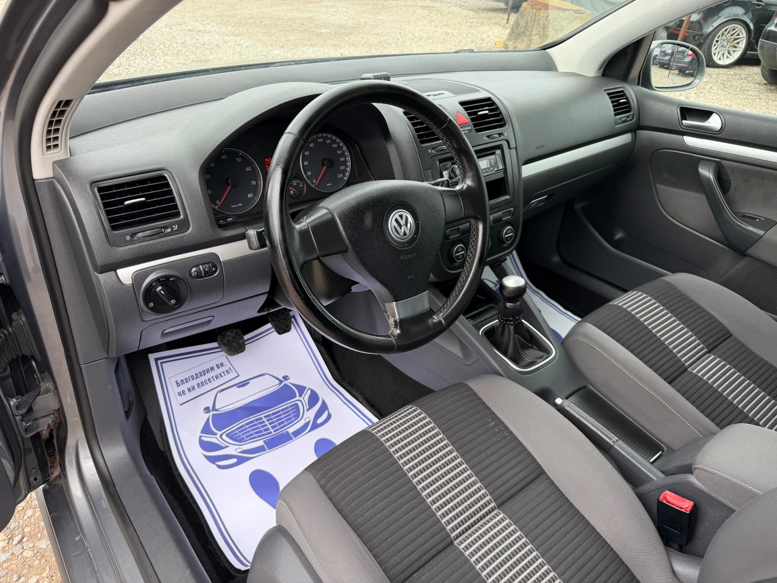 VW Golf 1.4i-80PS-КЛИМАТРОНИК, снимка 10 - Автомобили и джипове - 54663446