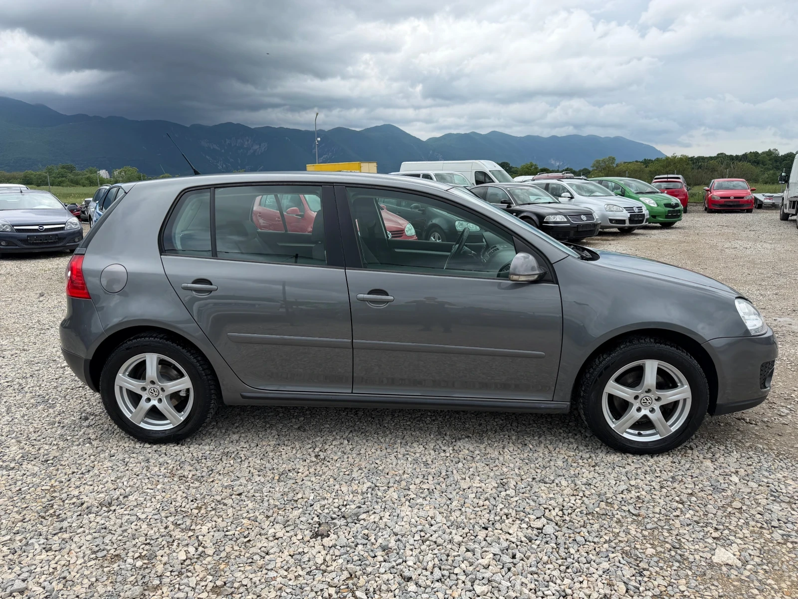 VW Golf 1.4i-80PS-КЛИМАТРОНИК, снимка 4 - Автомобили и джипове - 54663446