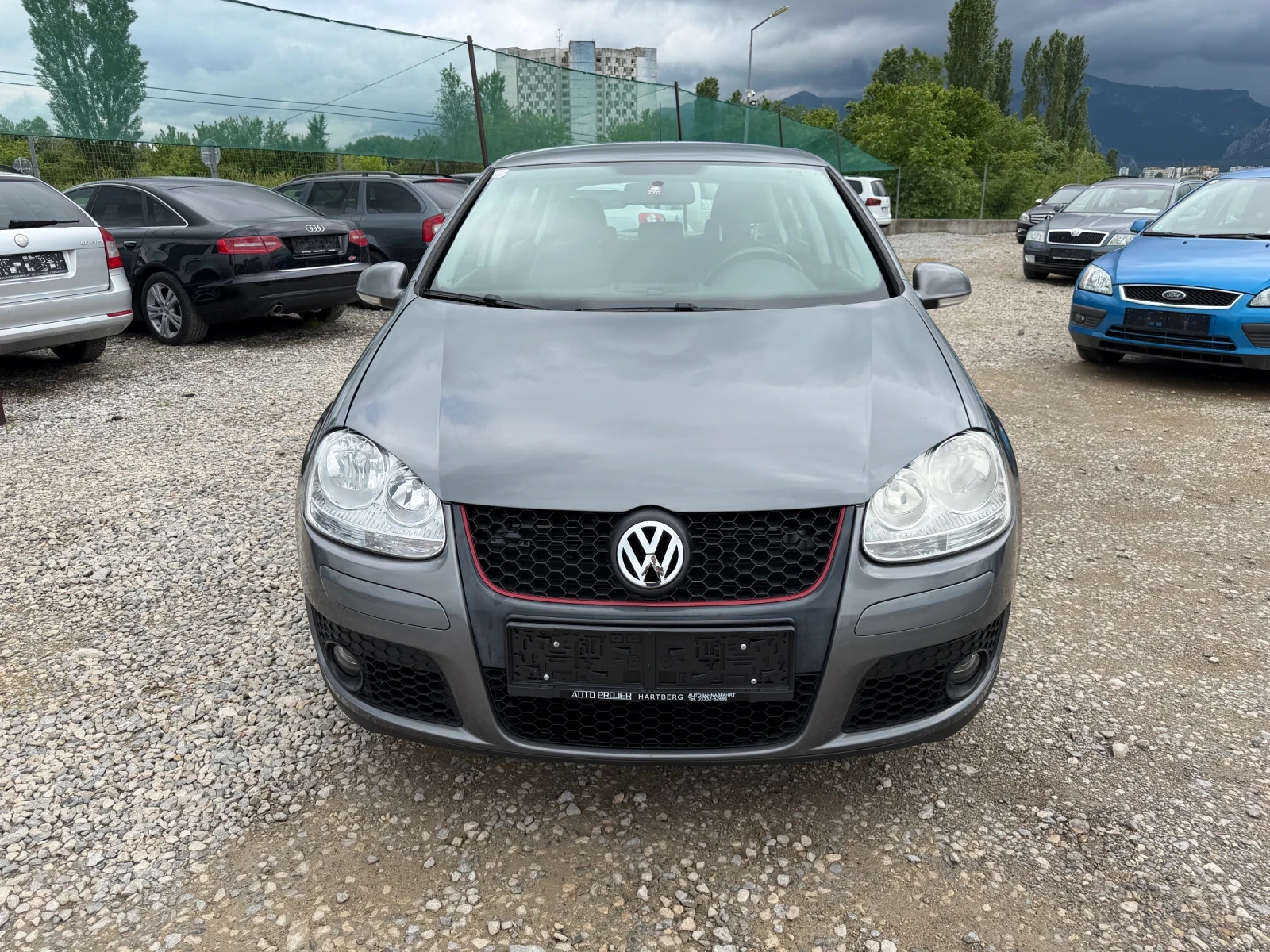 VW Golf 1.4i-80PS-КЛИМАТРОНИК, снимка 2 - Автомобили и джипове - 54663446