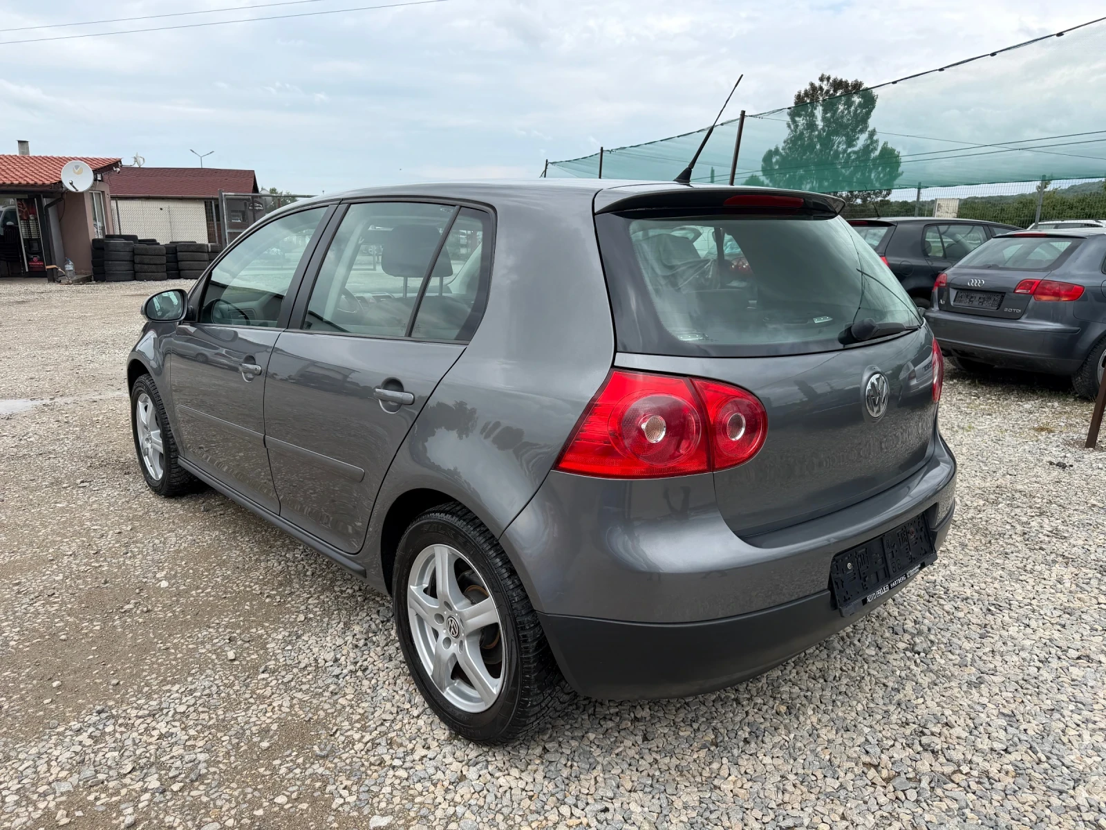 VW Golf 1.4i-80PS-КЛИМАТРОНИК, снимка 7 - Автомобили и джипове - 54663446