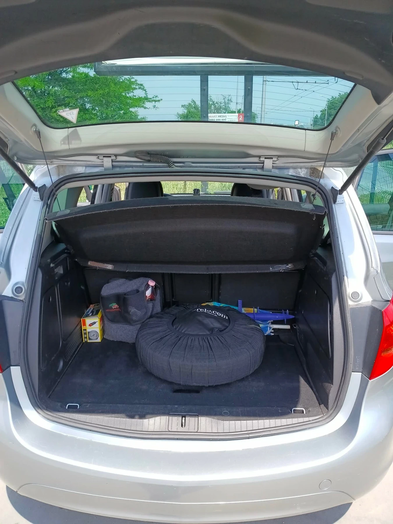 Opel Meriva 1.4, снимка 8 - Автомобили и джипове - 54754736
