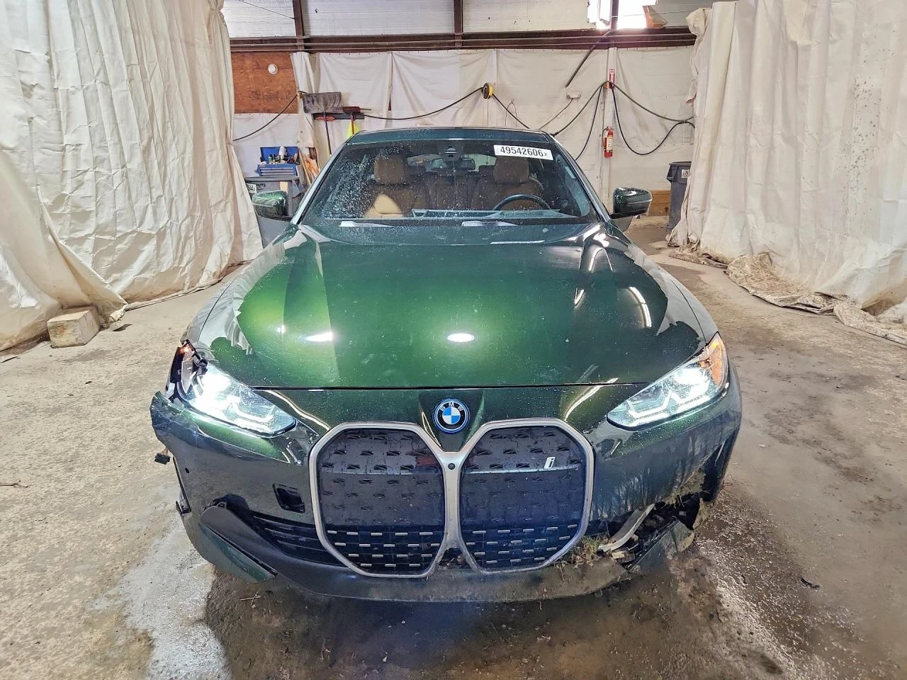 BMW i4 XDRIVE 40 | HARMAN/KARDON | 360 КАМЕРА | AMBIENT |, снимка 2 - Автомобили и джипове - 55015042