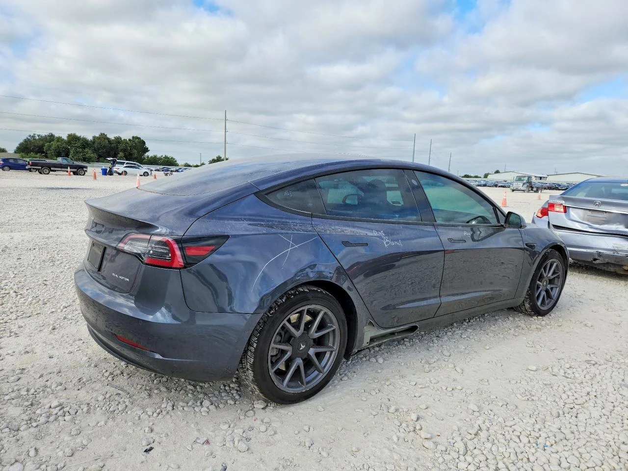 Tesla Model 3 Long Range AWD | Mobile.bg � ����������� 3