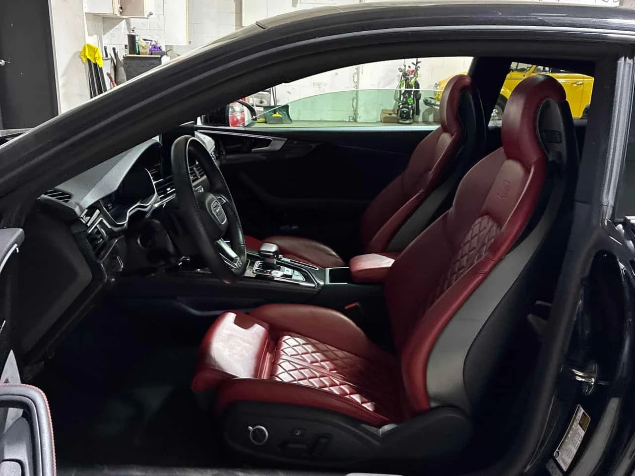 Audi Coupe Technik / 360 / DIS / ЛАЗЕРИ / CARFAX / АВТОКРЕДИТ, снимка 12 - Автомобили и джипове - 55735400