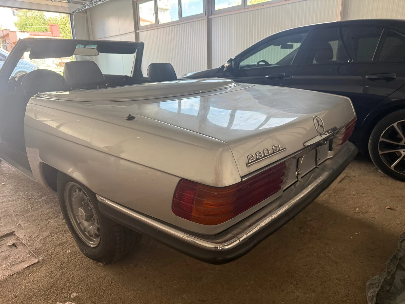 Mercedes-Benz SL 280 R107, снимка 4 - Автомобили и джипове - 56059602