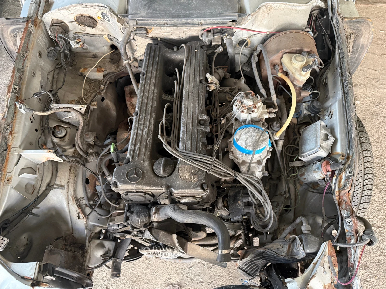 Mercedes-Benz SL 280 R107, снимка 11 - Автомобили и джипове - 56059602