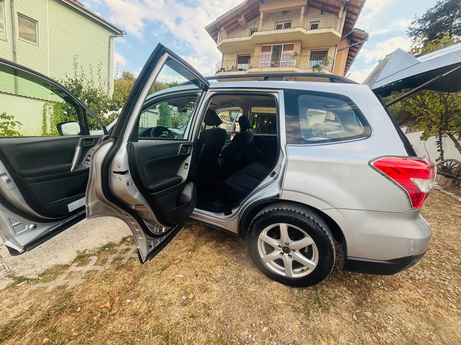Subaru Forester, снимка 6 - Автомобили и джипове - 56228264