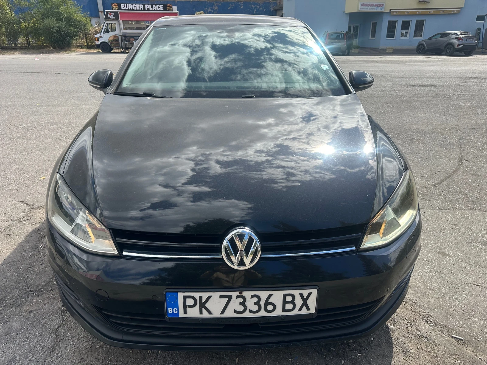 VW Golf 1.6 TDI, снимка 5 - Автомобили и джипове - 56373941