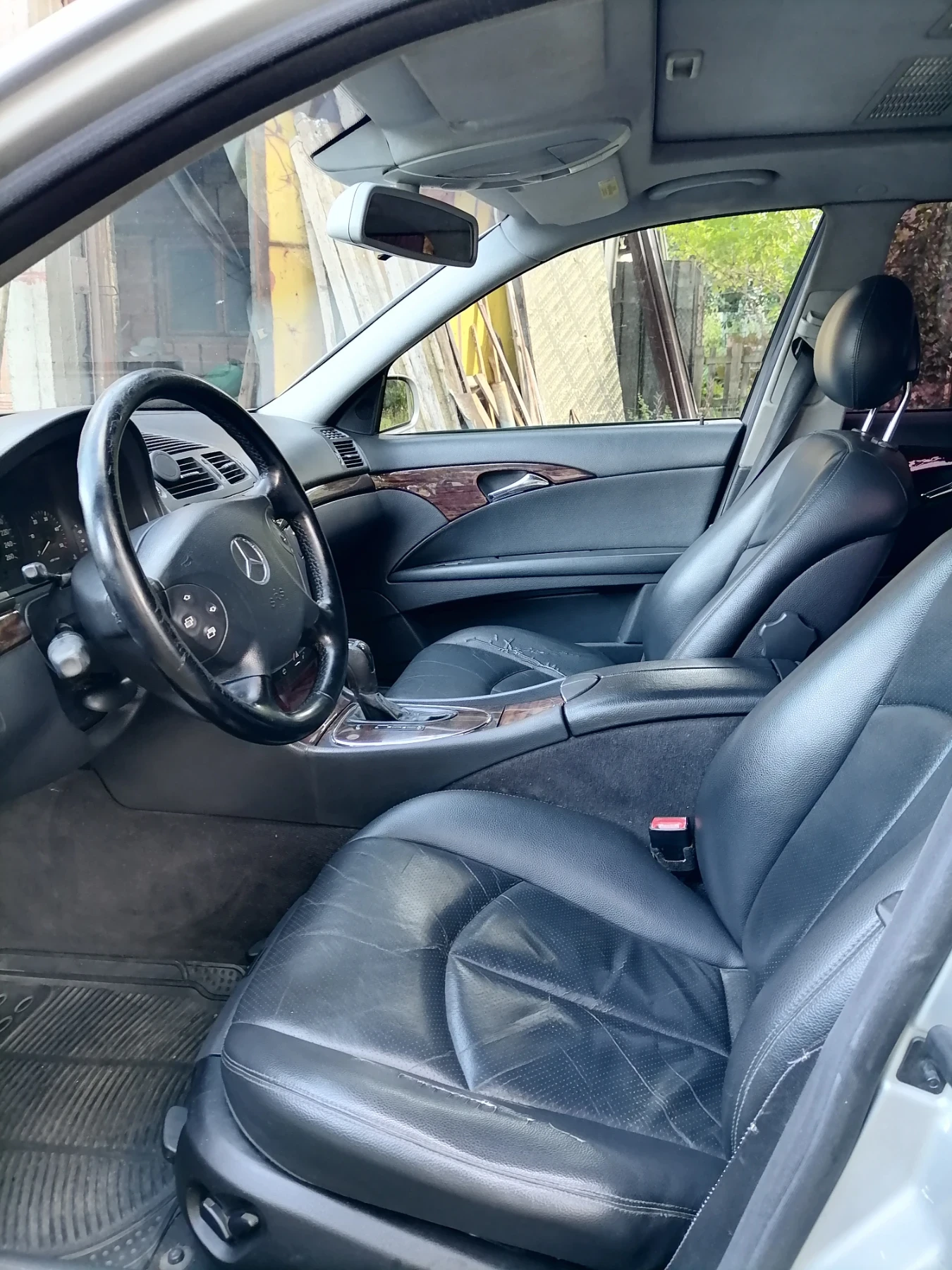 Mercedes-Benz E 220 CDI , снимка 4 - Автомобили и джипове - 56541468