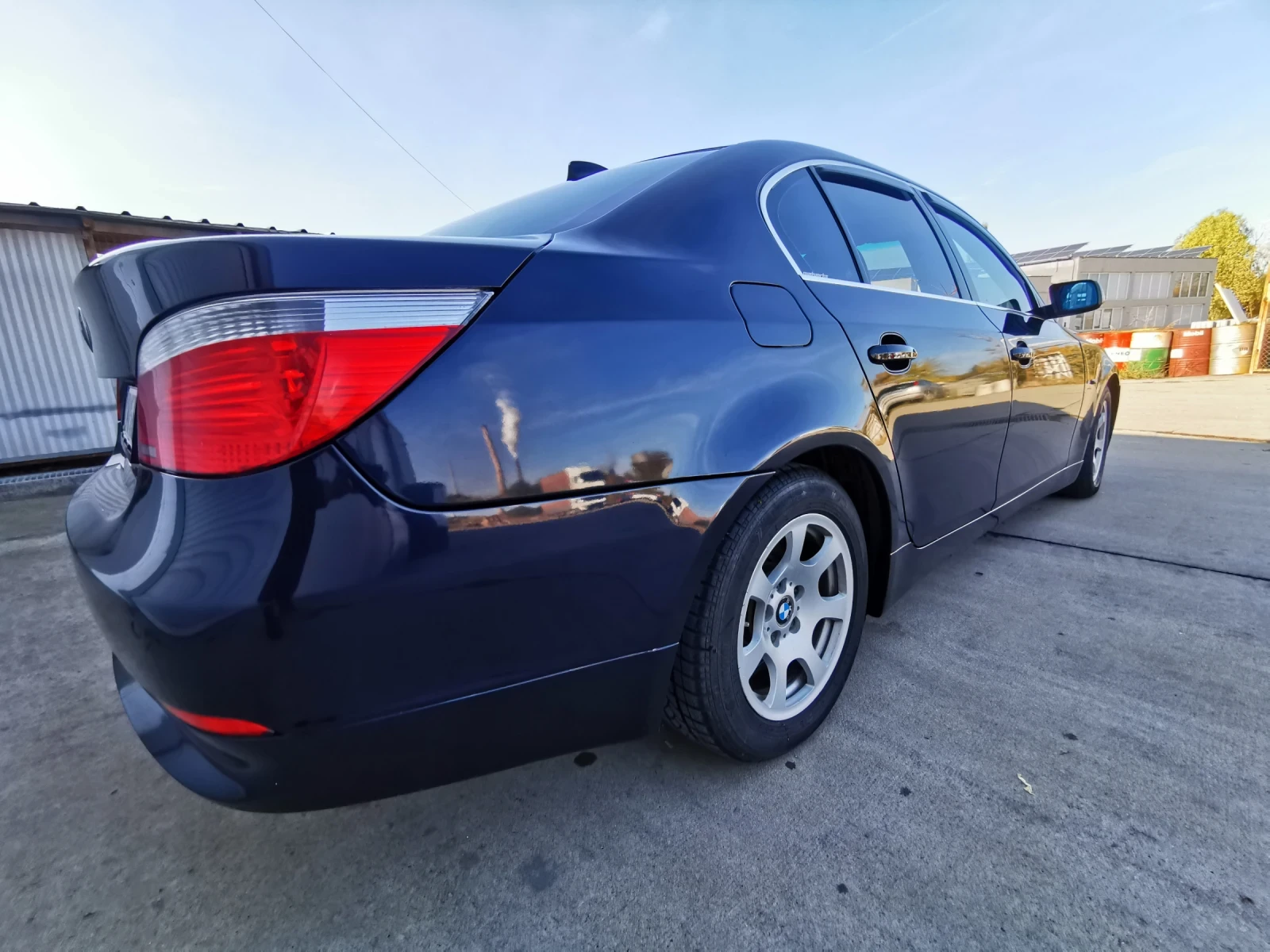 BMW 520, снимка 8 - Автомобили и джипове - 56636444