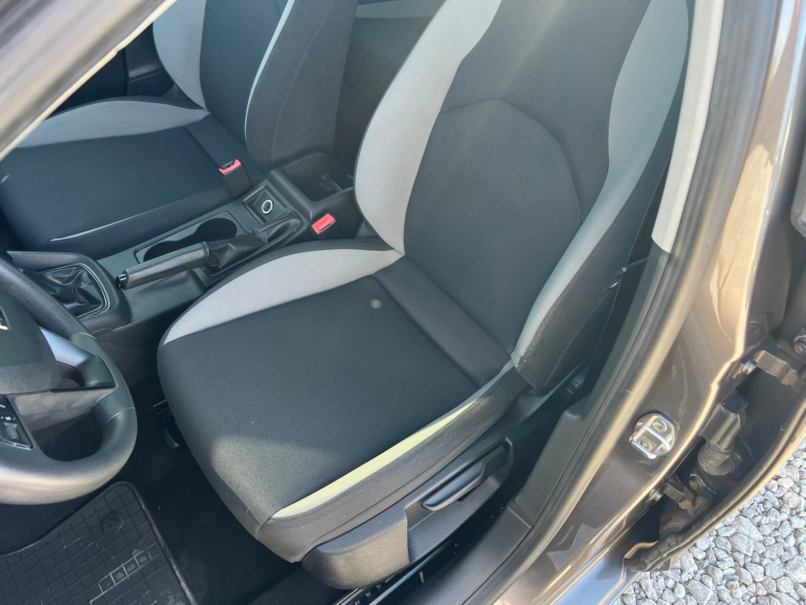 Seat Leon 1.6 ��� 105 ���� 4�4 2014 � ��� ���� | Mobile.bg � ����������� 10