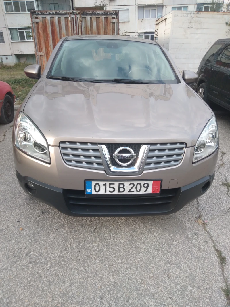 Nissan Qashqai, снимка 2 - Автомобили и джипове - 47323542