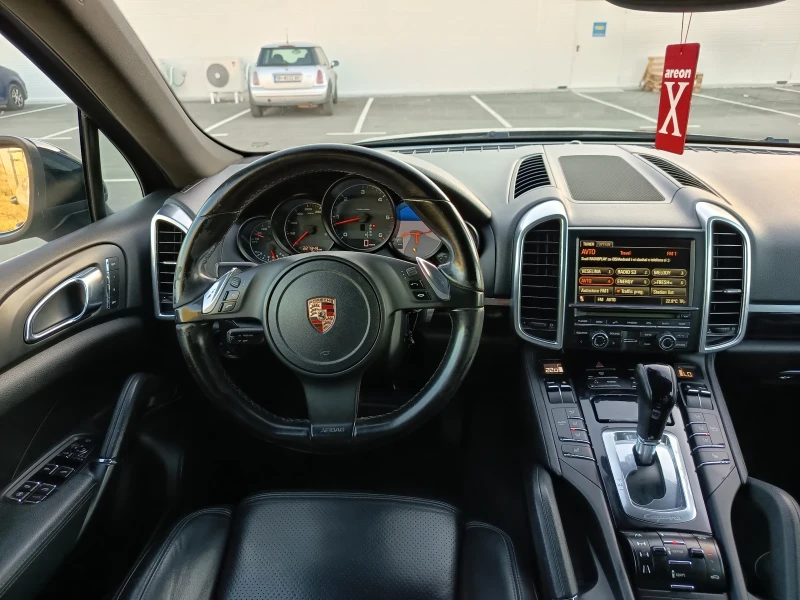 Porsche Cayenne, снимка 13 - Автомобили и джипове - 51839570