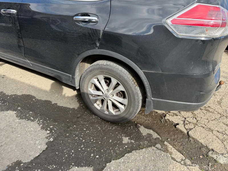 Nissan X-trail 1.6 d, снимка 3 - Автомобили и джипове - 52009781