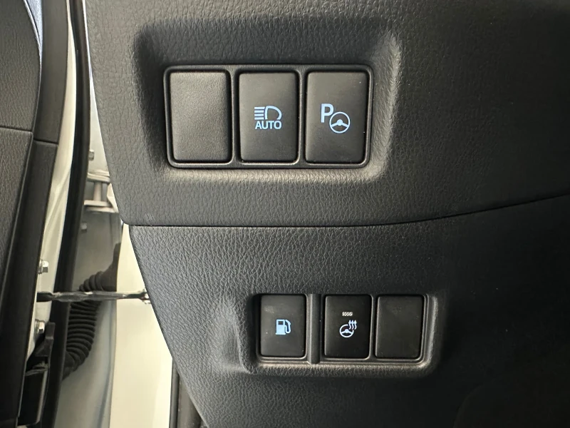 Toyota C-HR Club, снимка 13 - Автомобили и джипове - 52500336