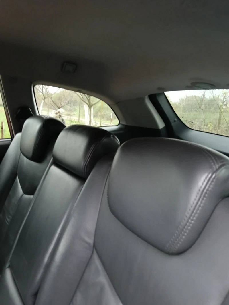 SsangYong Kyron, снимка 11 - Автомобили и джипове - 52665442