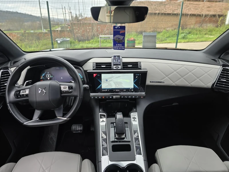Citroen DS 7 Crossback Plugin Hybrid - 300к.с. - 4Х4 - 75000КМ!, снимка 15 - Автомобили и джипове - 52709851