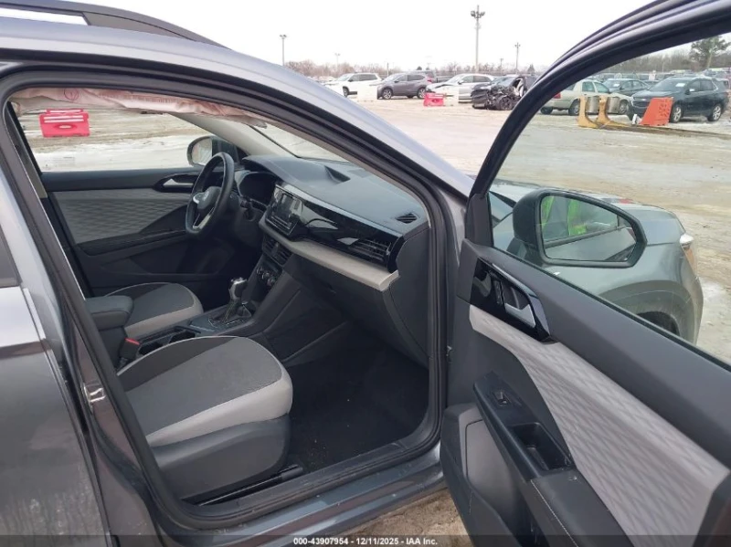 VW Taos S FWD * Възможност за лизинг* , снимка 5 - Автомобили и джипове - 53278125