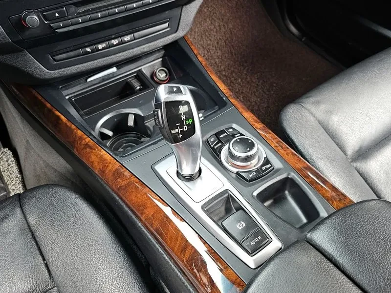 BMW X5 xDrive 35I - изображение 9