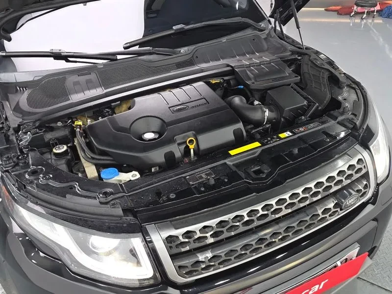 Land Rover Range Rover Evoque 2.0 Td4 Hse, снимка 6 - Автомобили и джипове - 55216038