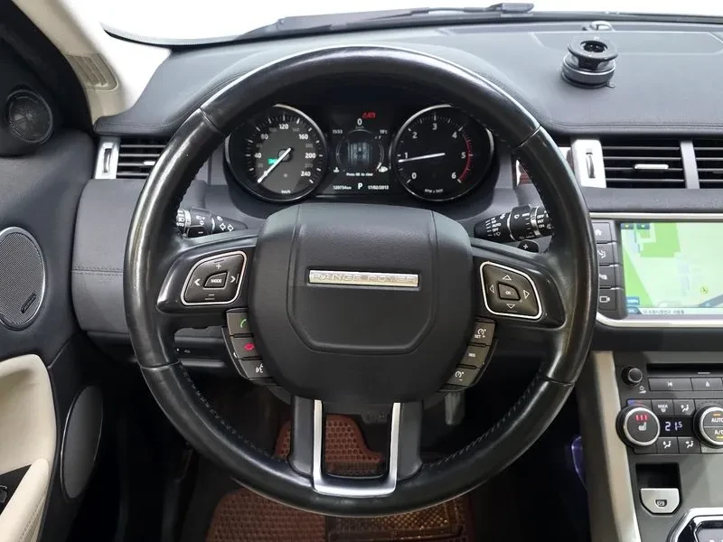 Land Rover Range Rover Evoque 2.0 Td4 Hse, снимка 13 - Автомобили и джипове - 55216038
